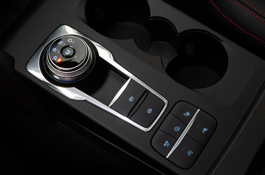 2019 Ford Kuga image gallery - Image 16