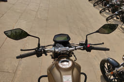 Hero XPulse 200T image gallery