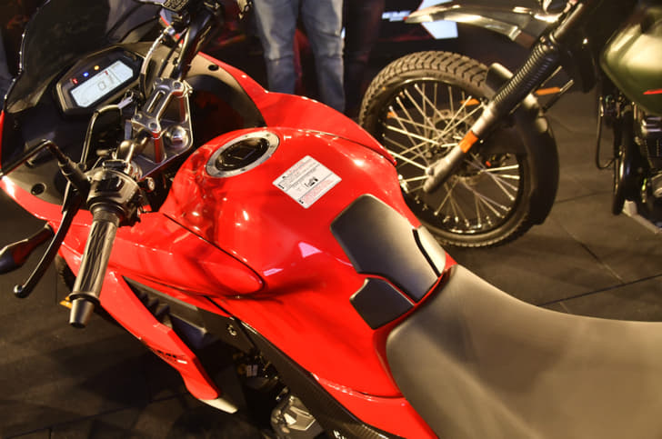 Hero Xtreme 200S image gallery