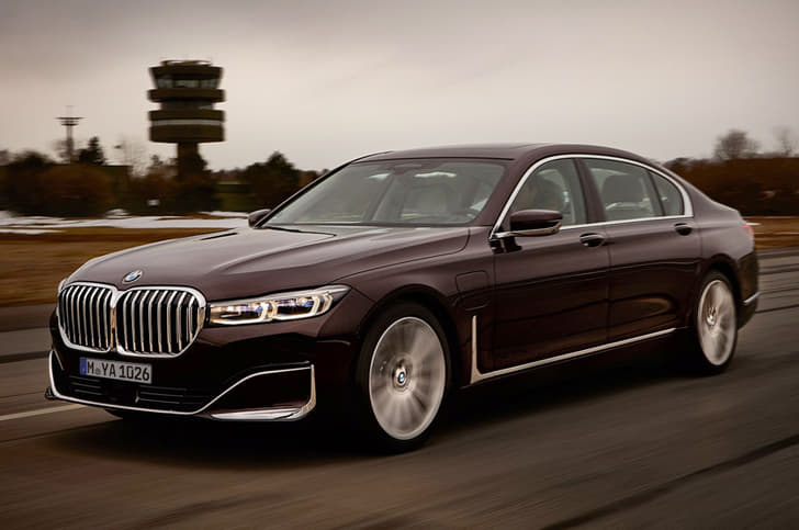 BMW 745Le image gallery