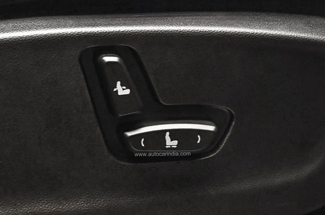 Door Controls Image - 2442