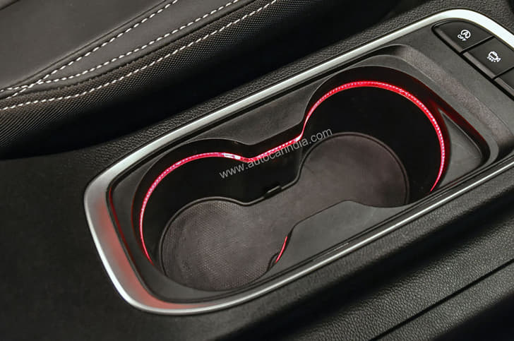 2019 MG Hector image gallery