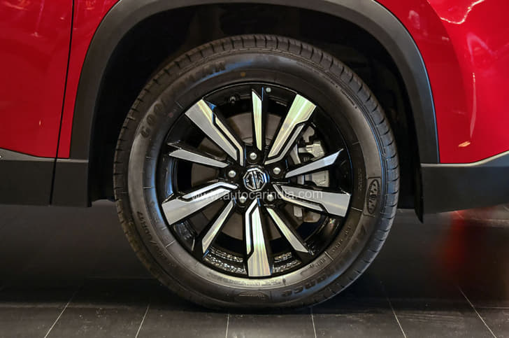 2019 MG Hector image gallery