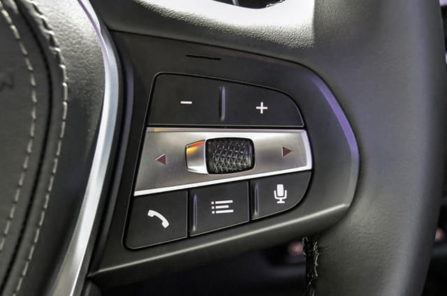 Leather Wrapped Steering Wheel Image - 5772
