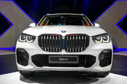 Bmw X5 Front View