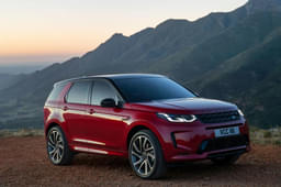 Land Rover Discovery Sport Front Left Three Quarter