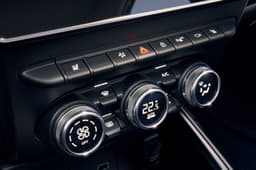 Renault Arkana image gallery