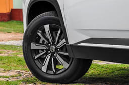 Mg Hector Alloy Wheels