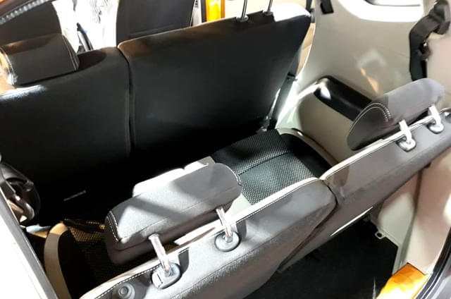 Folding Rear Seat Image - 10396