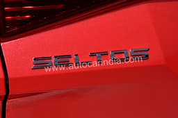 2019 Kia Seltos image gallery