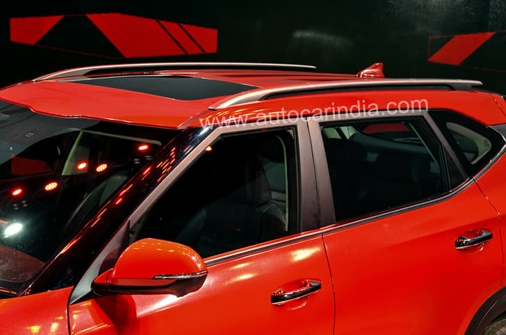 2019 Kia Seltos image gallery