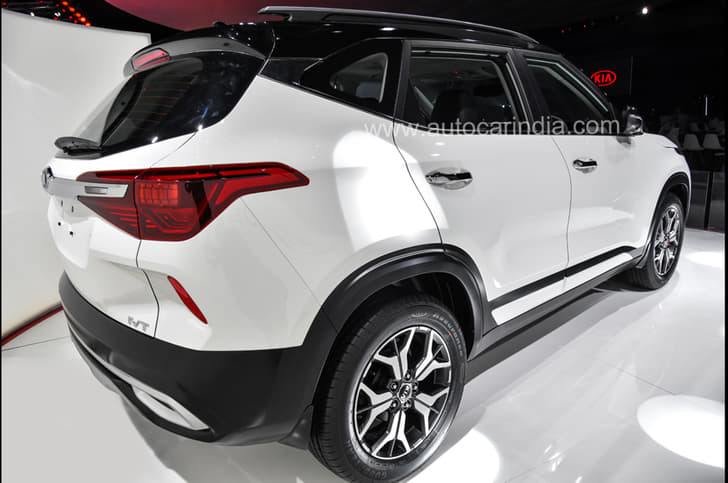 2019 Kia Seltos image gallery