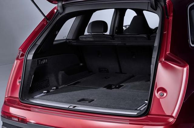 audi q7 Image - 6247