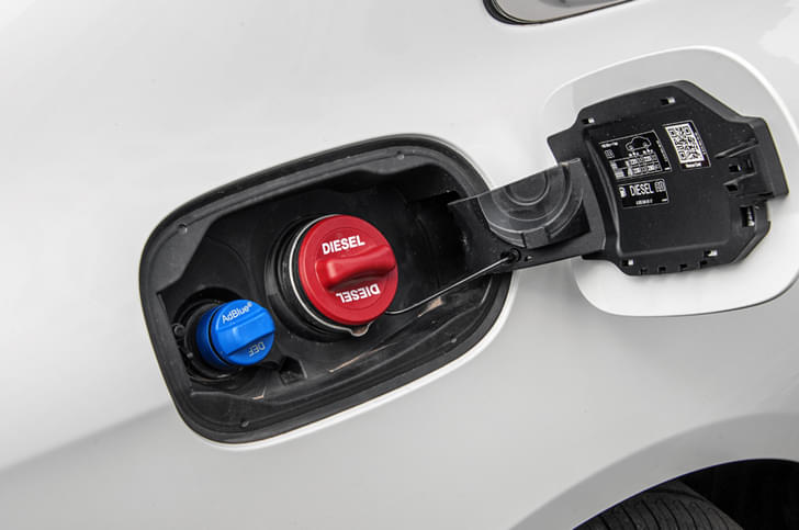 Mercedes Benz E Class Color White