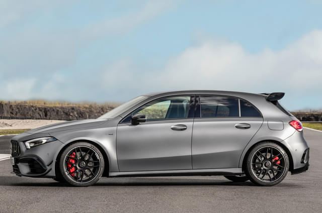 Alloy Wheels Image - 8739
