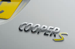 2019 Mini Cooper SE image gallery