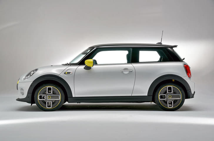 2019 Mini Cooper SE image gallery