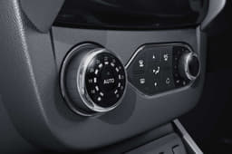 2019 Renault Duster facelift image gallery