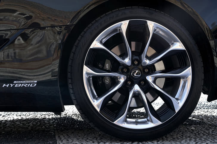 Lexus LC500h image gallery