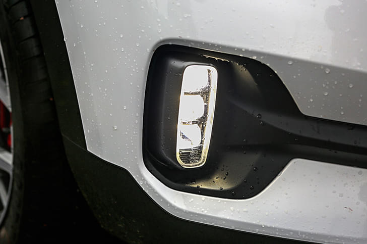 Kia Seltos Headlight