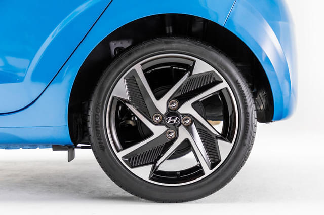 Alloy Wheels Image - 11093