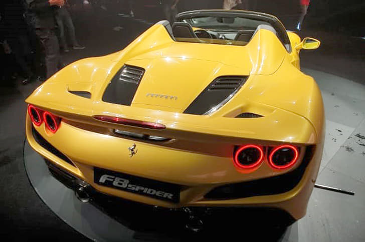 Ferrari F8 Spider image gallery