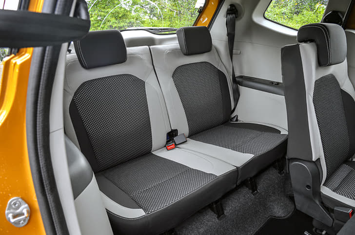 2019 Renault Triber image gallery