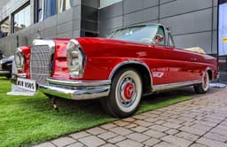 Viveck Goenka's pristine 220SE is a Cartier Concours winner. 