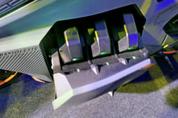 Upto three battery packs can be used to power the F77.