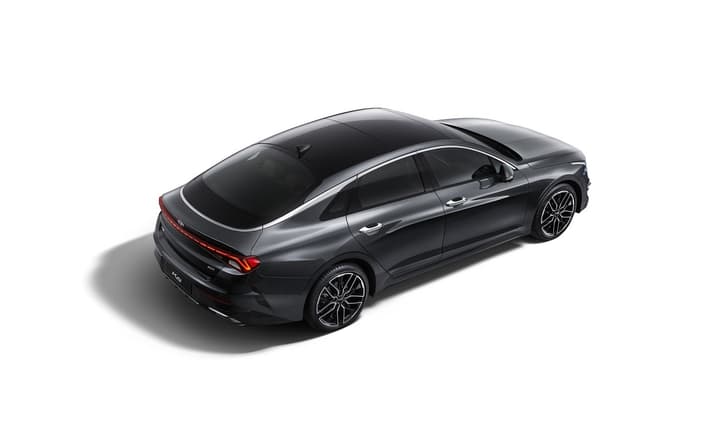 New Kia K5 (Optima) sedan image gallery