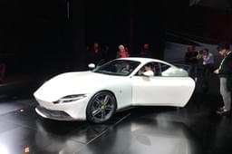 Ferrari Roma Front Left Three Quarter