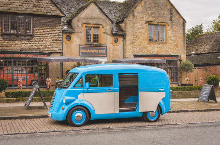 Morris Commercial JE electric van image gallery