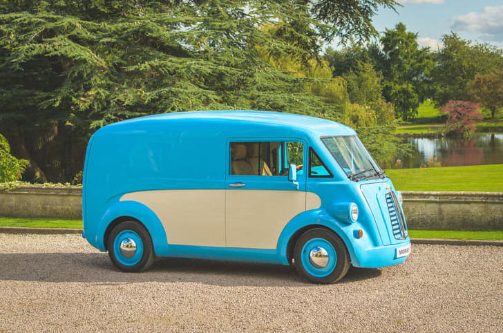 Morris Commercial JE electric van image gallery