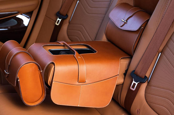 Aston Martin Dbx Color Brown