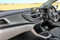 Tata Altroz Dashboard