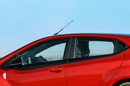 Tata Altroz Antenna