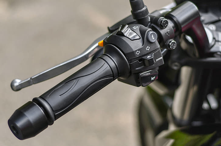 2020 TVS Apache RTR 200 4V image gallery