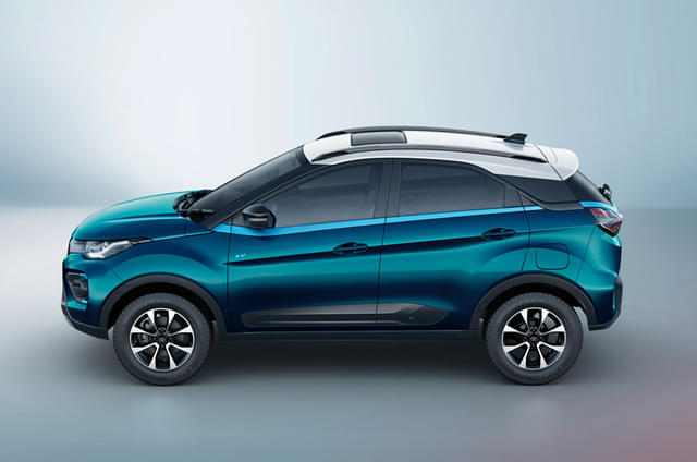 Alloy Wheels Image - 1654