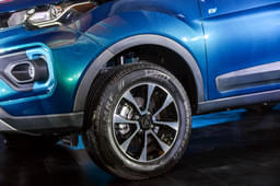 Tata Nexon Ev Headlight