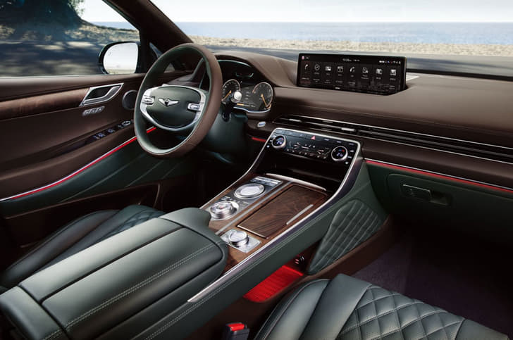 Genesis GV80 image gallery