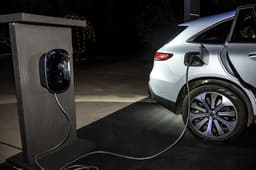 Mercedes-Benz EQC image gallery