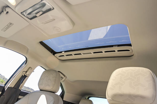 Sunroof Image - 1681