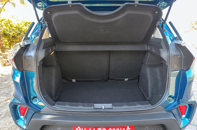Rear View Image - 1674