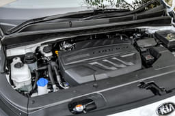 Kia Carnival Open Bonnet Engine Shot