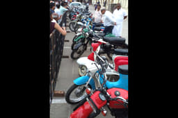 The vintage and classic bikes that had lined-up were an interesting bunch.