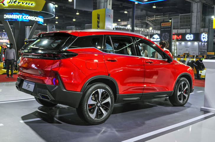 Haima 8S image gallery