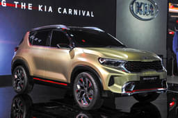 Kia Sonet Front Left Three Quarter