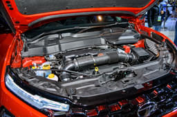 Tata Harrier Color Red