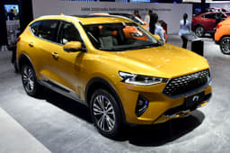 Haval F7 image gallery