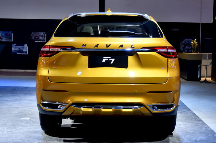 Haval F7 image gallery